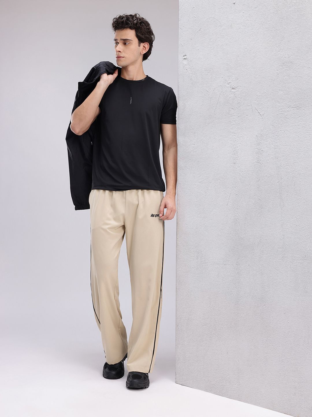 HRX by Hrithik Roshan Men Regular Fit Lifestyle Track Pants