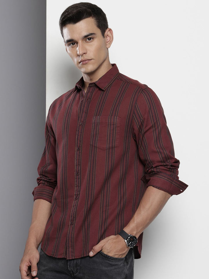 The Indian Garage Co Pure Cotton Slim Fit Opaque Striped Casual Shirt