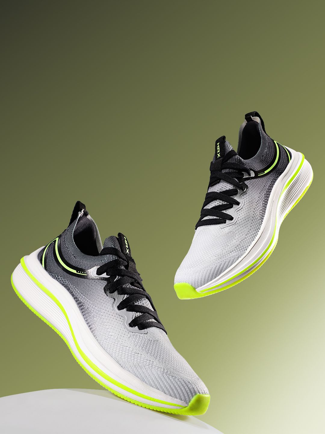 HRX by Hrithik Roshan Women Walking Shoes