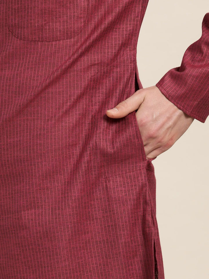 SOJANYA Kurta Lurus Belang Maroon Lelaki