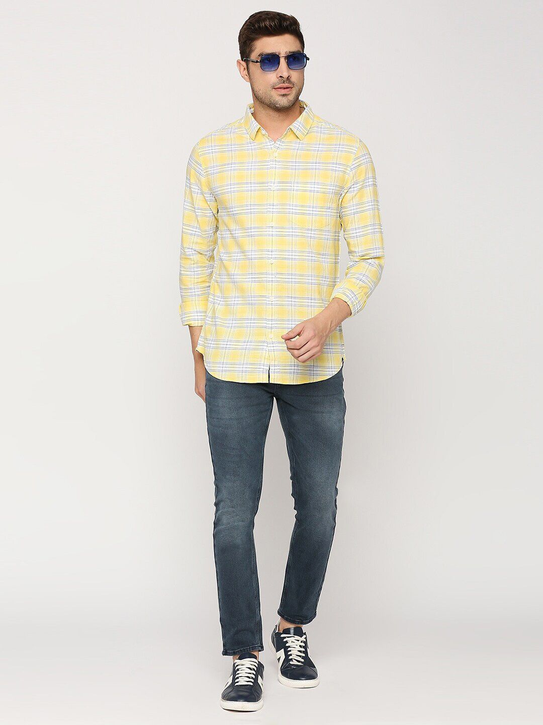 SPYKAR Slim Fit Tartan Checks Opaque Checked Cotton Casual Shirt