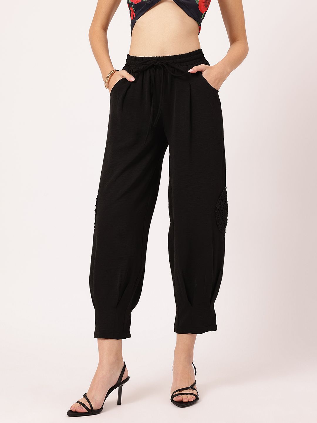 DressBerry Women Patchwork Party Crochet Cropped Crinkled Trousers