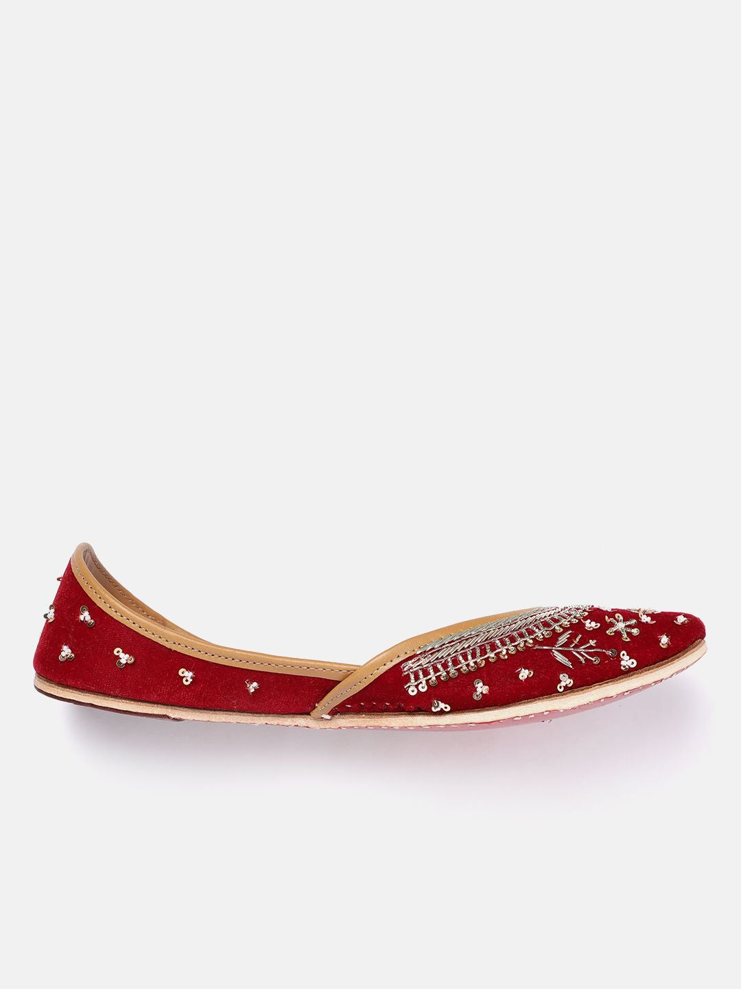 House of Pataudi Leather Embellished Ethnic Mojaris