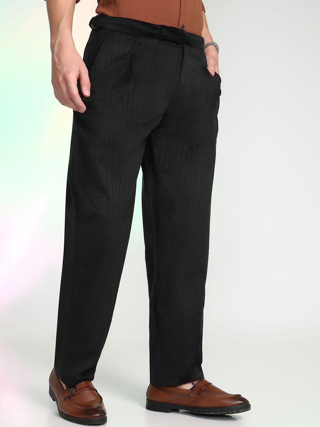 Campus Sutra Men Comfort Regular Trousers
