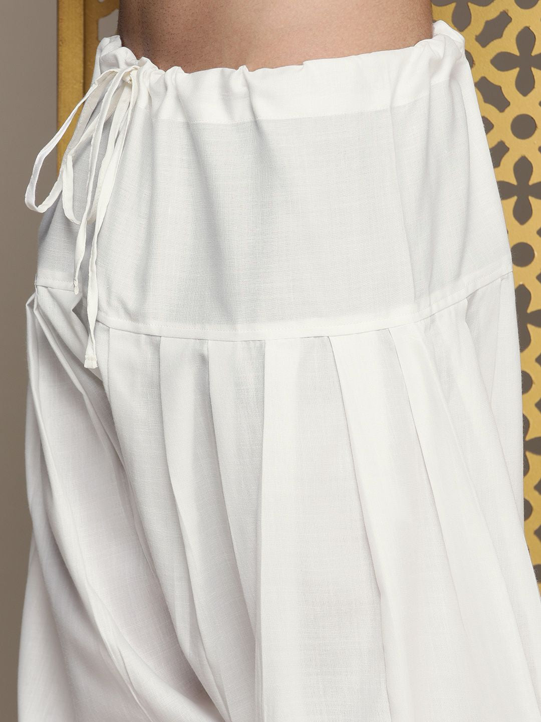 House of Pataudi Checked Regular Jashn Kurta with Pathani Salwar