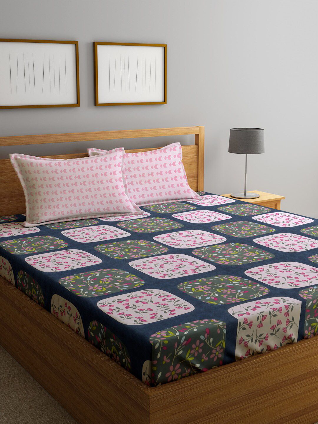 KLOTTHE Blue & Pink Floral Printed 300TC Fitted Double King Bedsheet With 2 Pillow Covers