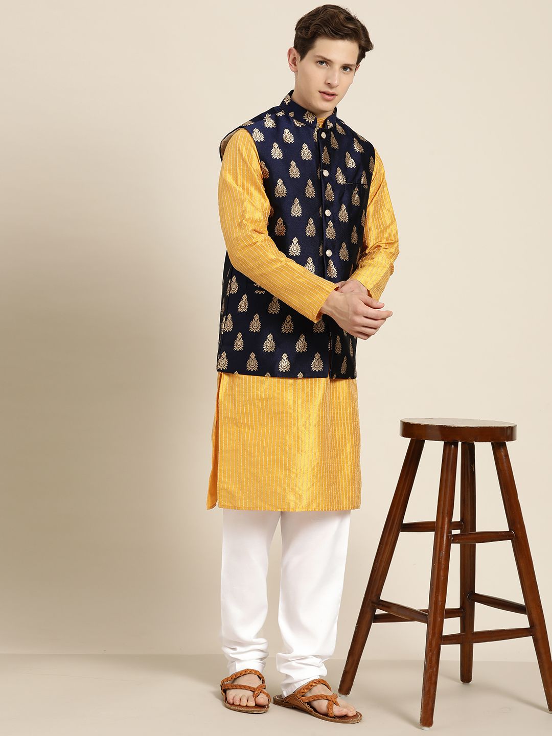 SOJANYA Men Mustard Yellow & Beige Striped Thread Work Straight Kurta Churidar NehruJacket