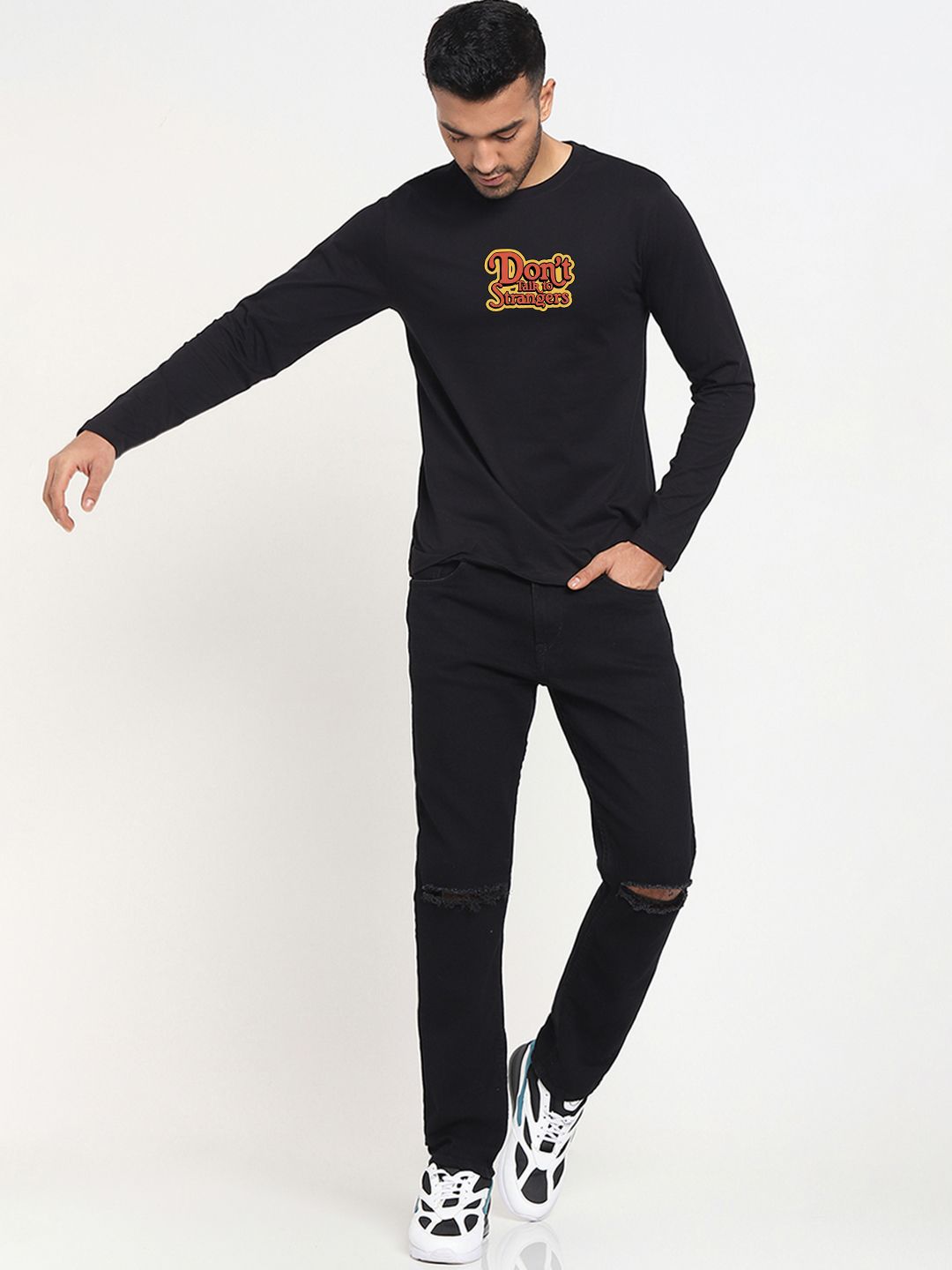 Bewakoof Men Graphic Printed Pure Cotton Casual T-shirt