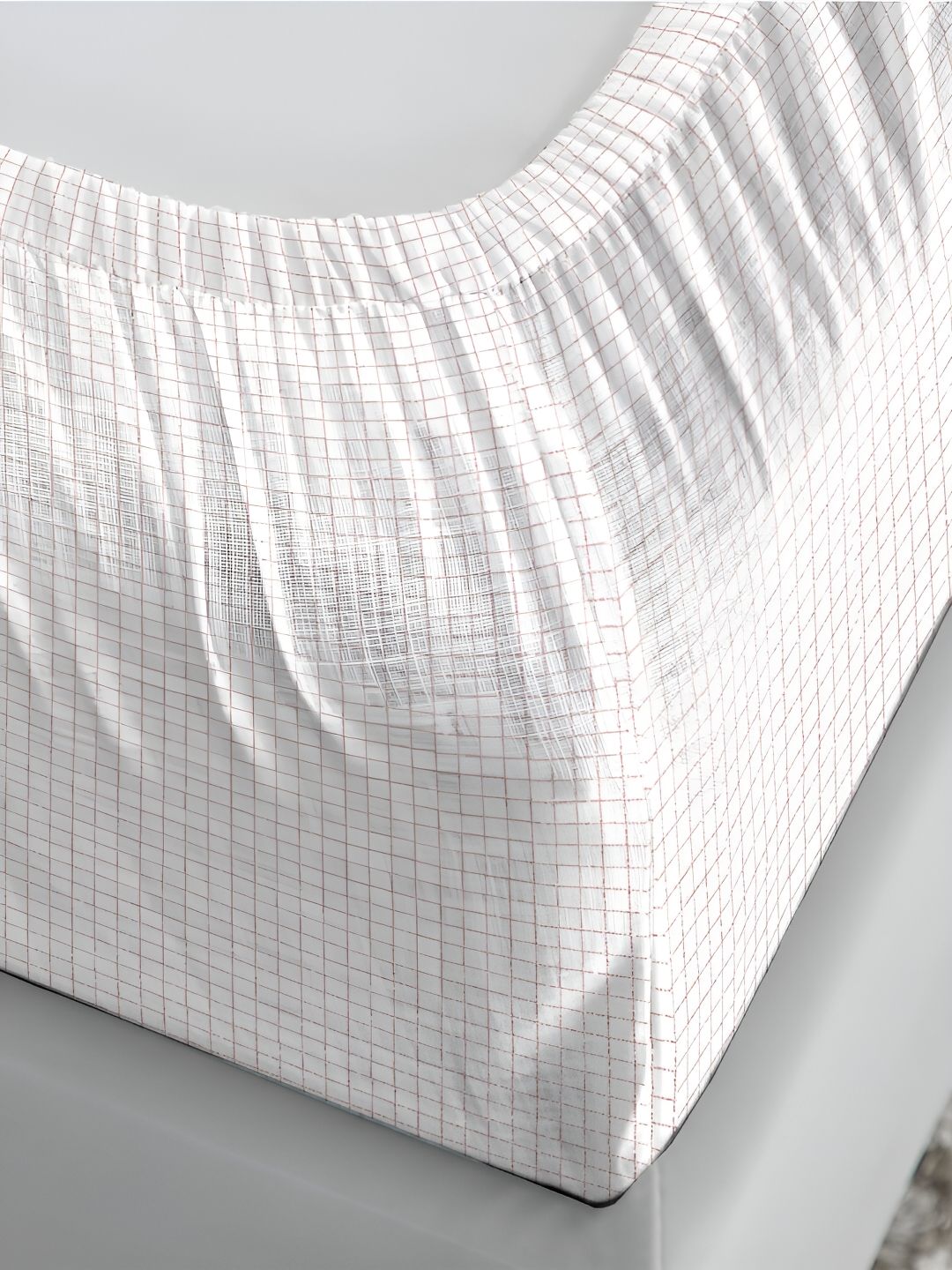 MYTRIDENT White & Green Floral 210 TC Pure Cotton Fitted King Bedsheet with 2 Pillow Covers