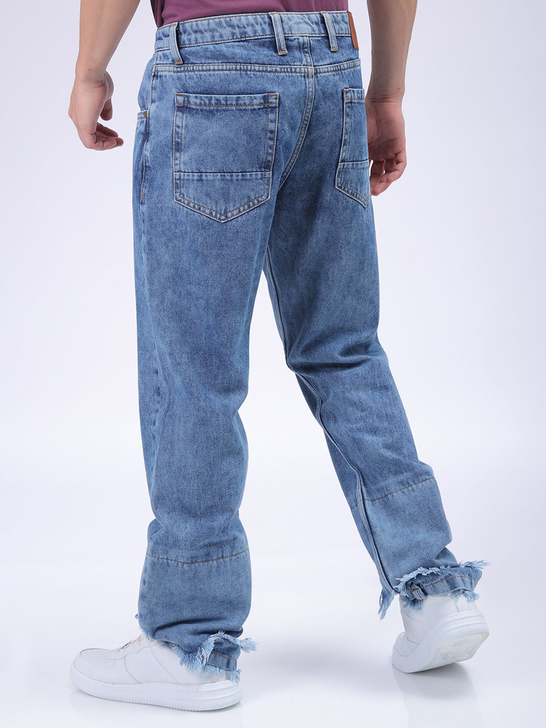 The Indian Garage Co Men Straight Fit Mildly Distressed Heavy Fade Jeans