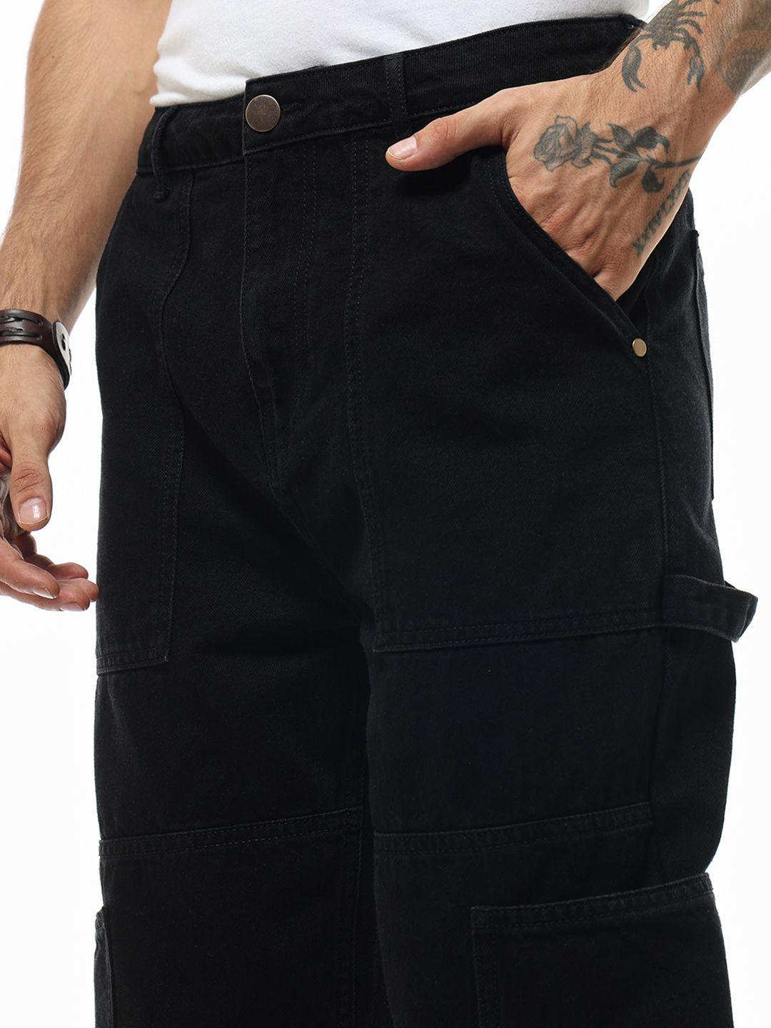 Bewakoof Men Baggy Straight Fit Carpenter Jeans