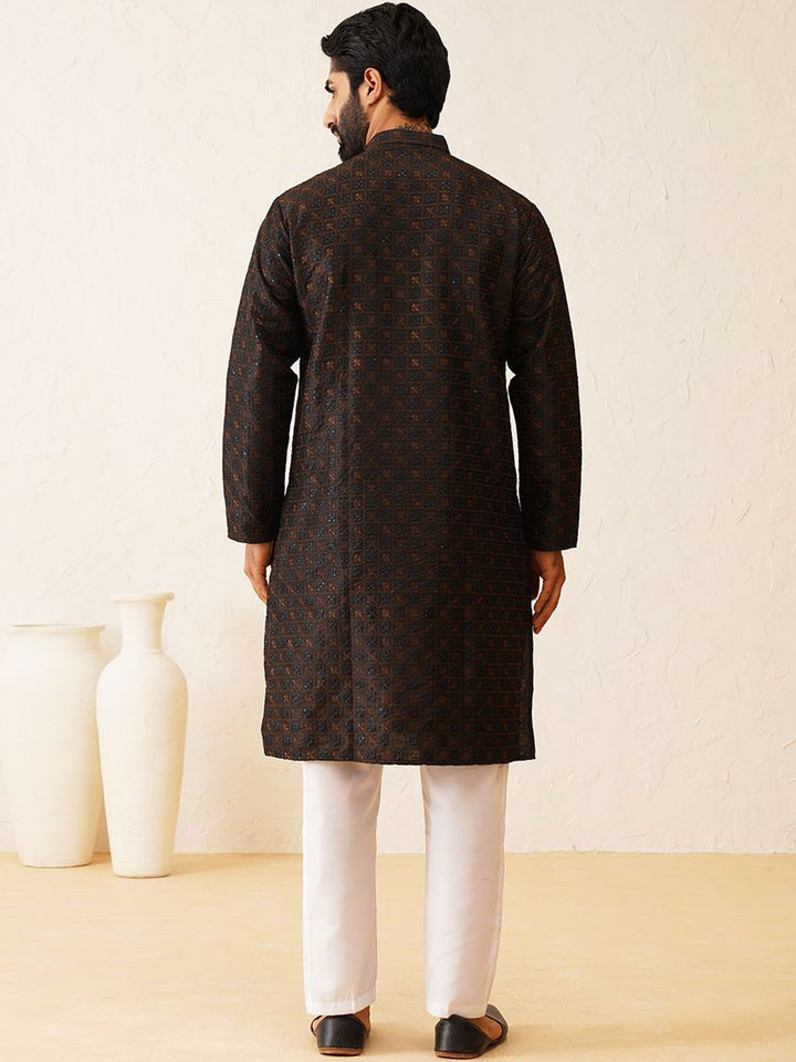 SOJANYA LUXE Ethnic Motifs Embroidered Sequinned Cotton Silk Kurta with Pyjamas