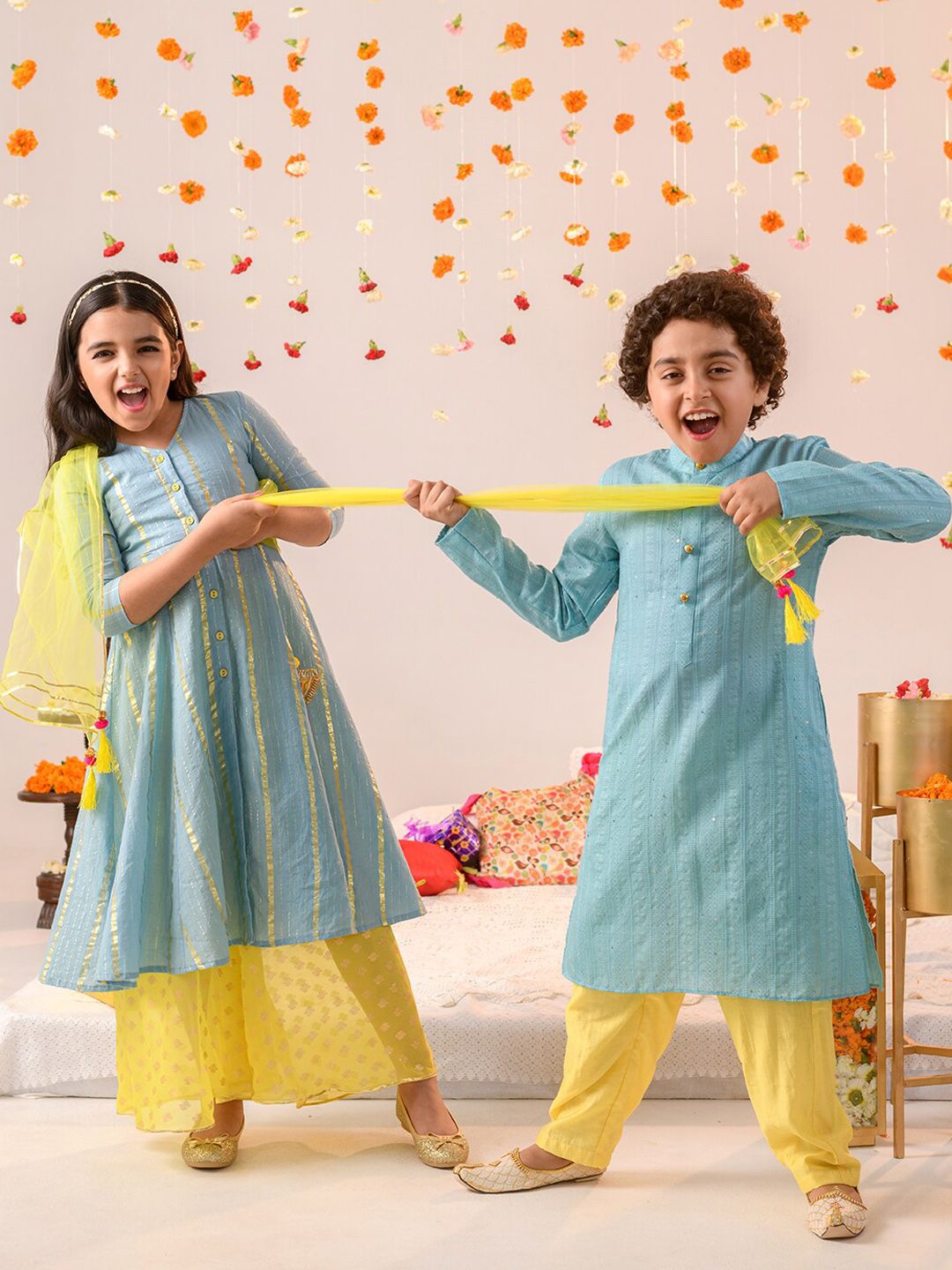 pspeaches Girls Printed Regular Pure Cotton Kurta with Pyjamas & Dupatta