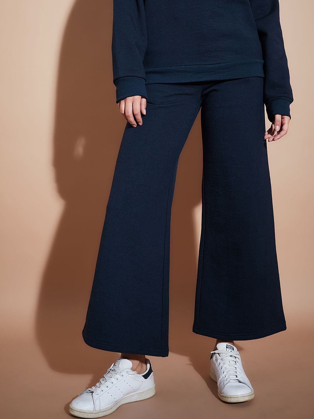 SASSAFRAS BASICS Women Relaxed-Fit Fleece Track Pants