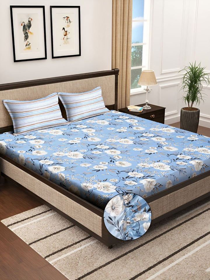 KLOTTHE Blue & White Floral Printed 300TC Super King Fitted Bedsheet With 2 Pillow Covers