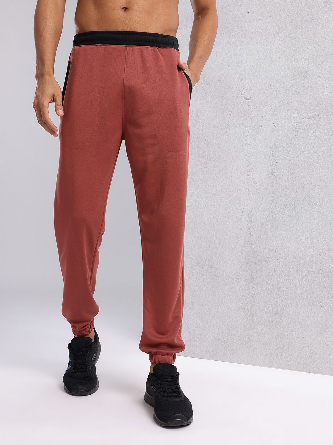 HRX by Hrithik Roshan Men Rapid-Dry Running Joggers