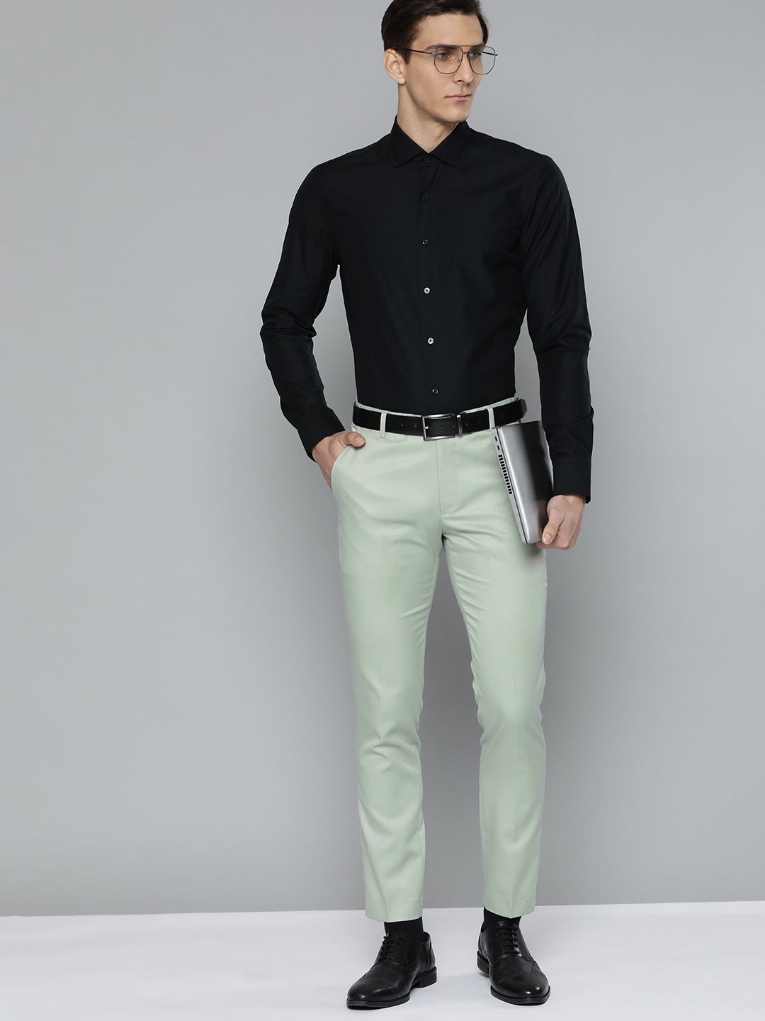 DENNISON Men Green Solid Smart Auto Fit Waist Formal Trousers