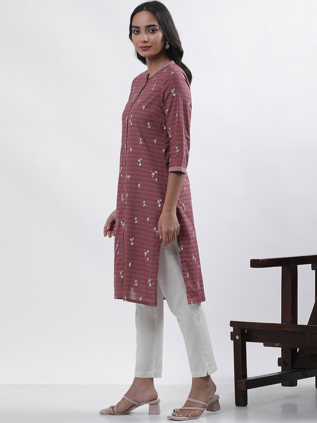 W Floral Printed Regular Pure Cotton Kurta with Trouser