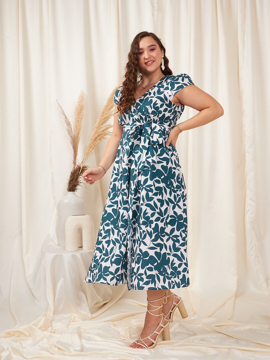 Berrylush Curve Floral Printed Waist Tie Ups Wrap Midi Dress
