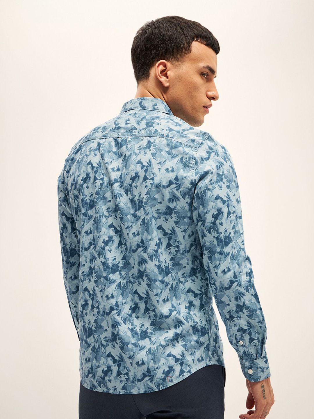 THE BEAR HOUSE Men Slim Fit Floral Printed Pure Cotton Casual Shirt