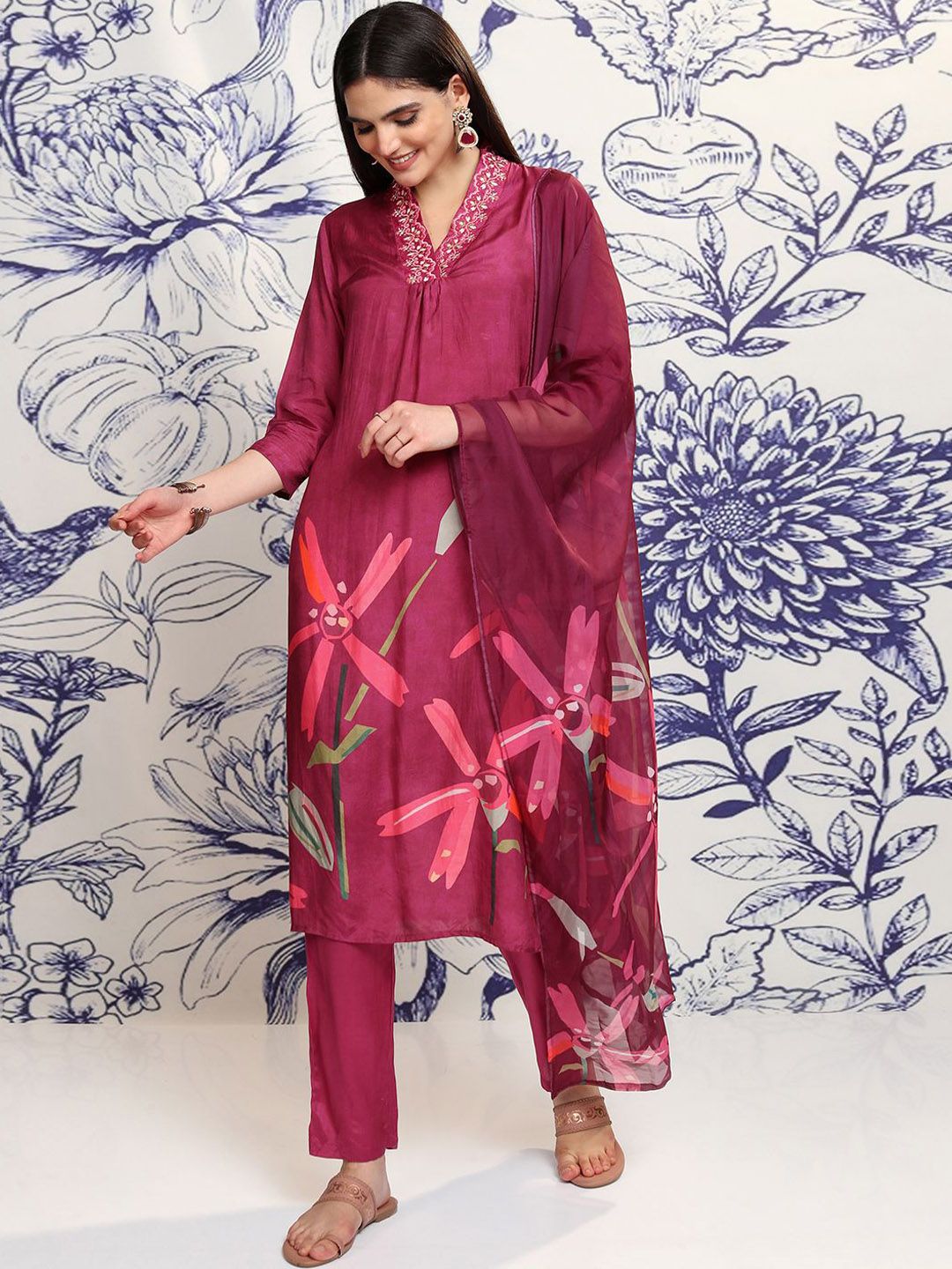 Vishudh Maroon V Neck Floral Printed Regular Kurta with Trousers & With Dupatta