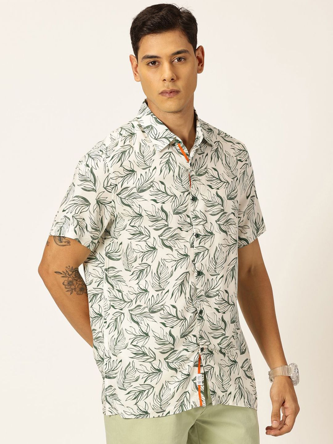 Thomas Scott Men Premium Tropical Printed Spread Collar Casual Shirt