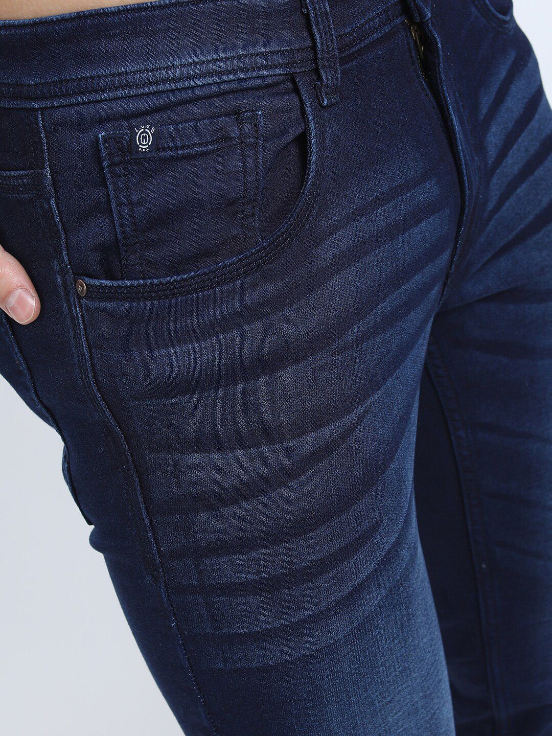 LOCOMOTIVE Men Blue Slim Fit Clean Look Light Fade Stretchable Jeans