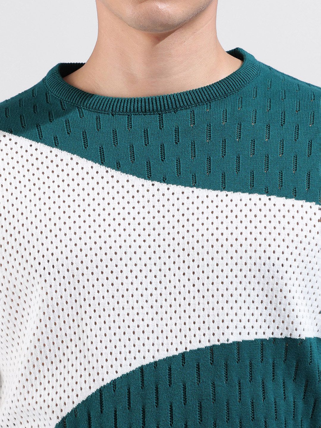 The Indian Garage Co Men Flat Knit Slim Fit Textured T-Shirt