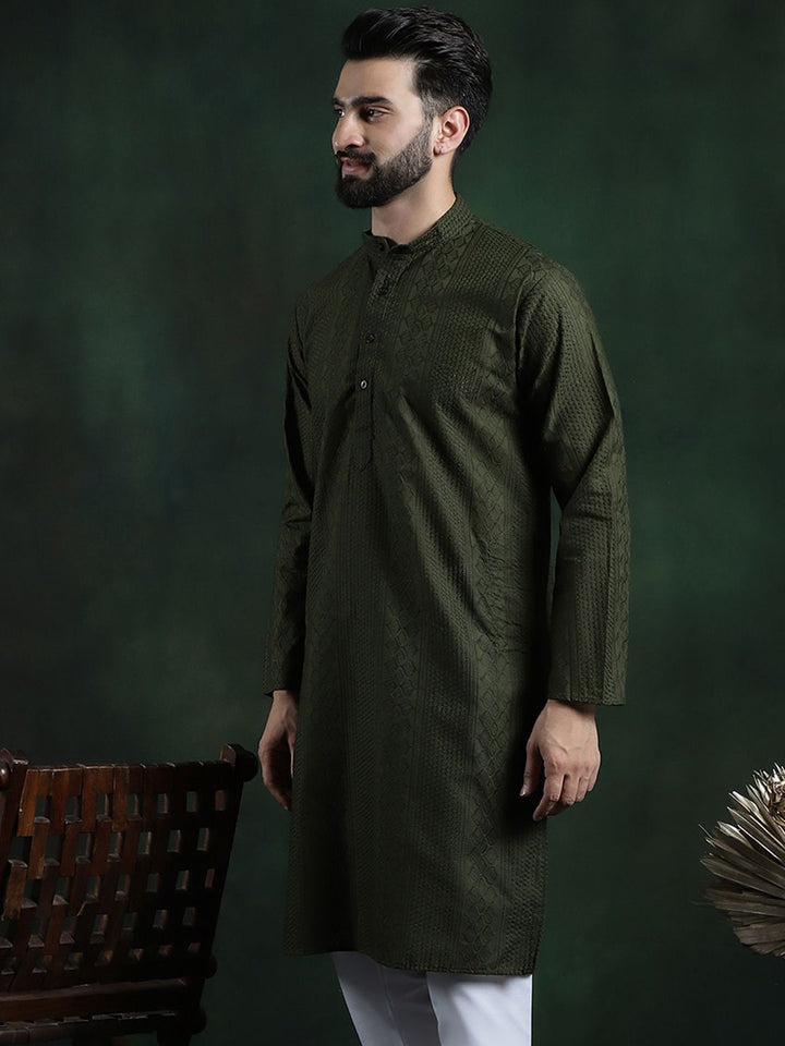SOJANYA Ethnic Motifs Embroidered Mandarin Collar Thread Work Cotton Straight Kurta