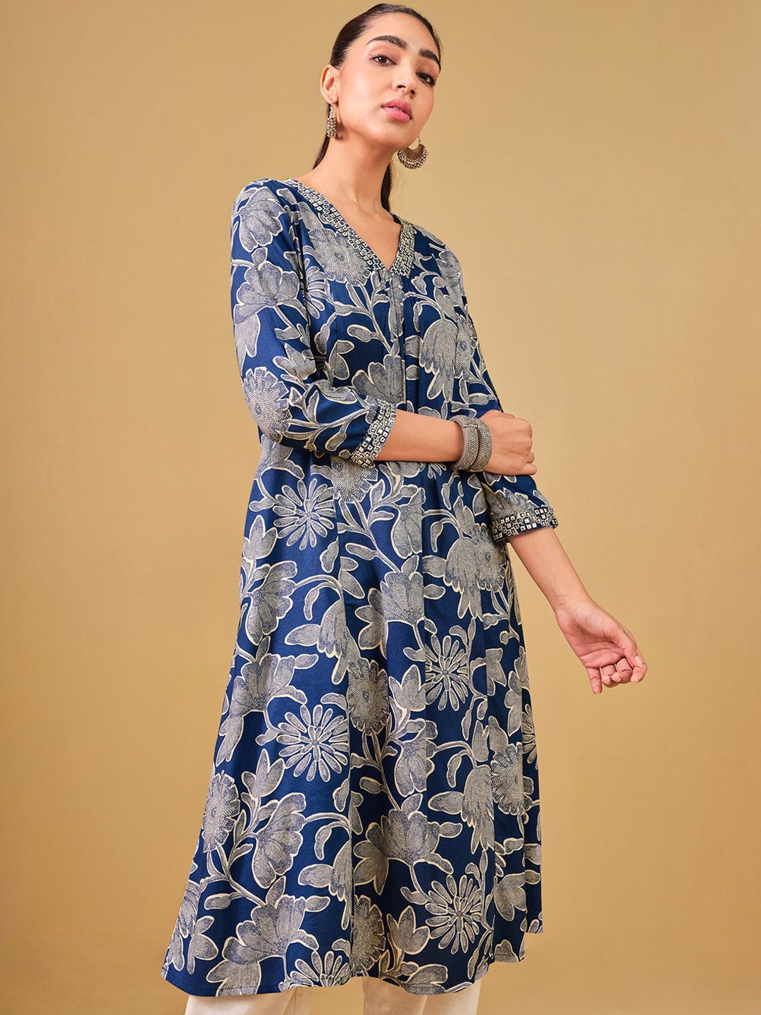 Global Desi Floral Printed V-Neck A-Line Kurta