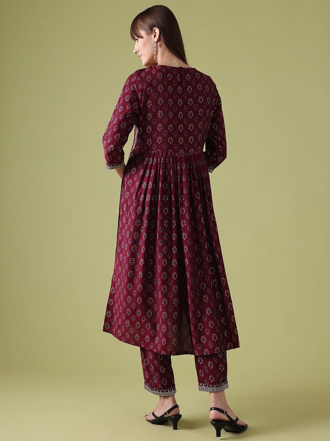 Anouk Ethnic Motifs Print Pleated Thread-Work Kurta with Trousers