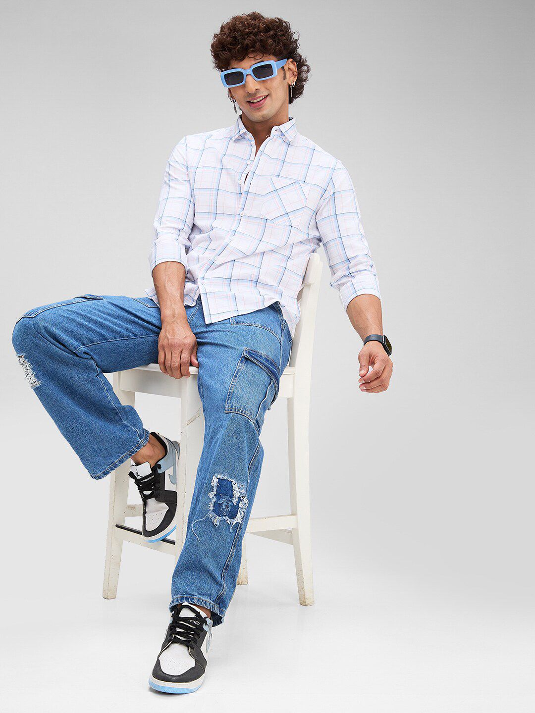 VASTRADO Slim Fit Windowpane Checked Spread Collar Cotton Casual Shirt