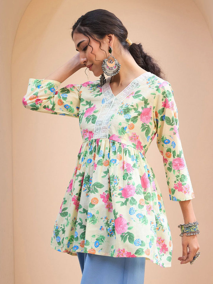 Shae by SASSAFRAS Floral Printed V-Neck Patchwork Pure Cotton Patchwork Kurti