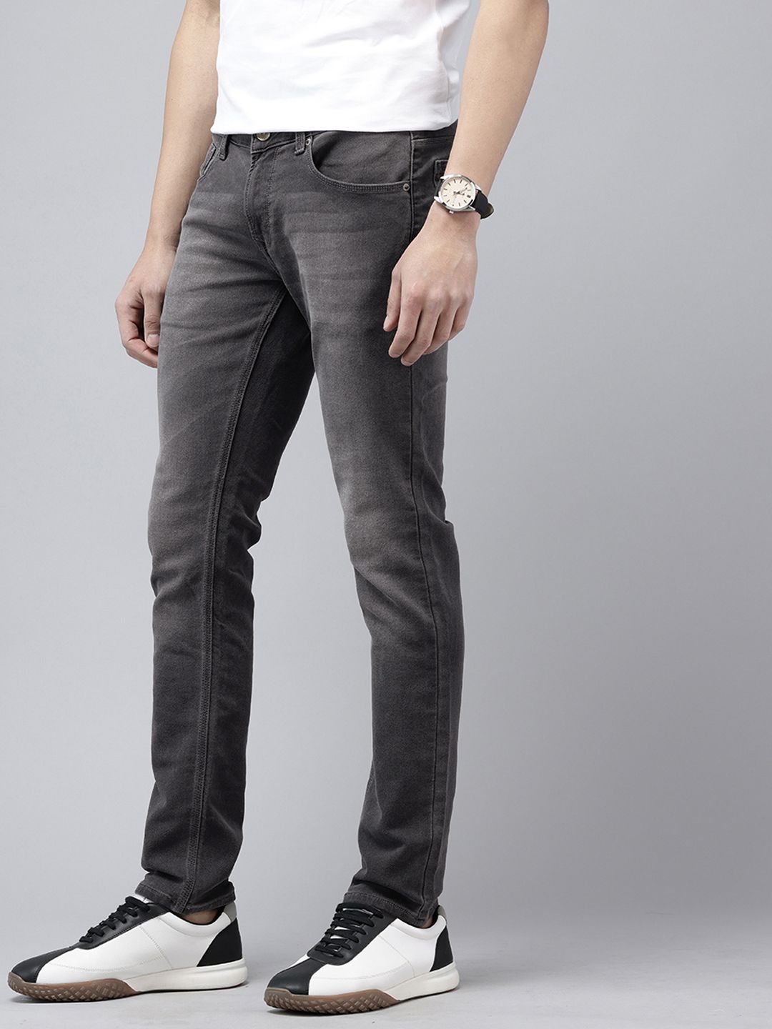 SPYKAR Men Slim Fit Low-Rise Light Fade Stretchable Jeans