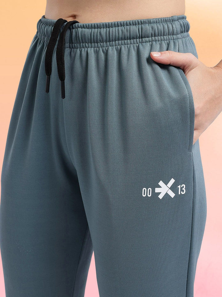 HRX by Hrithik Roshan Women Mid-Rise Training Joggers