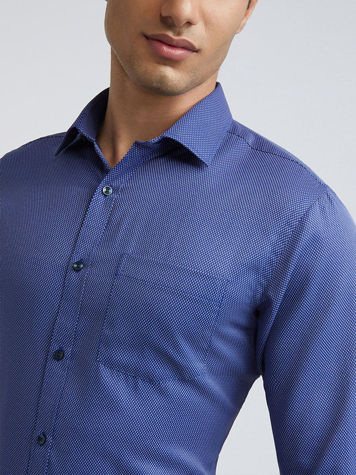 Park Avenue Textured Slim Fit Formal Shirt
