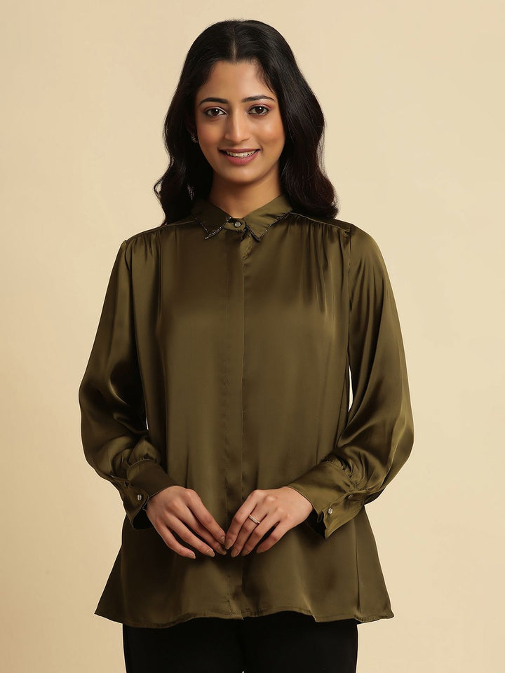 W Spread Collar Satin Shirt