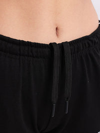 HRX by Hrithik Roshan Women Mid-Rise Regular Fit Lifestyle Shorts with Contrast Stitching