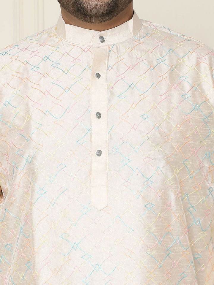 SOJANYA PLUS Embroidered Thread Work Kurta