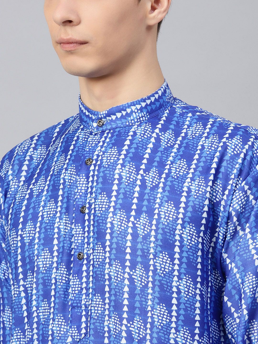 SOJANYA Kurta Lurus Bercetak Biru & Putih Lelaki