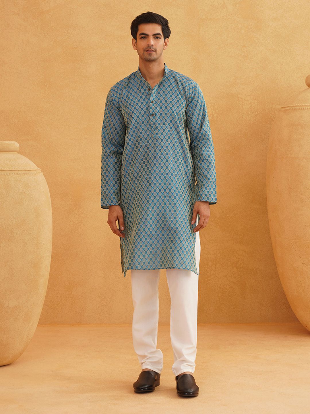 SOJANYA Motif Etnik Rekaan Tenun Kurta Kolar Mandarin Dengan Baju Tidur & Jaket Nehru
