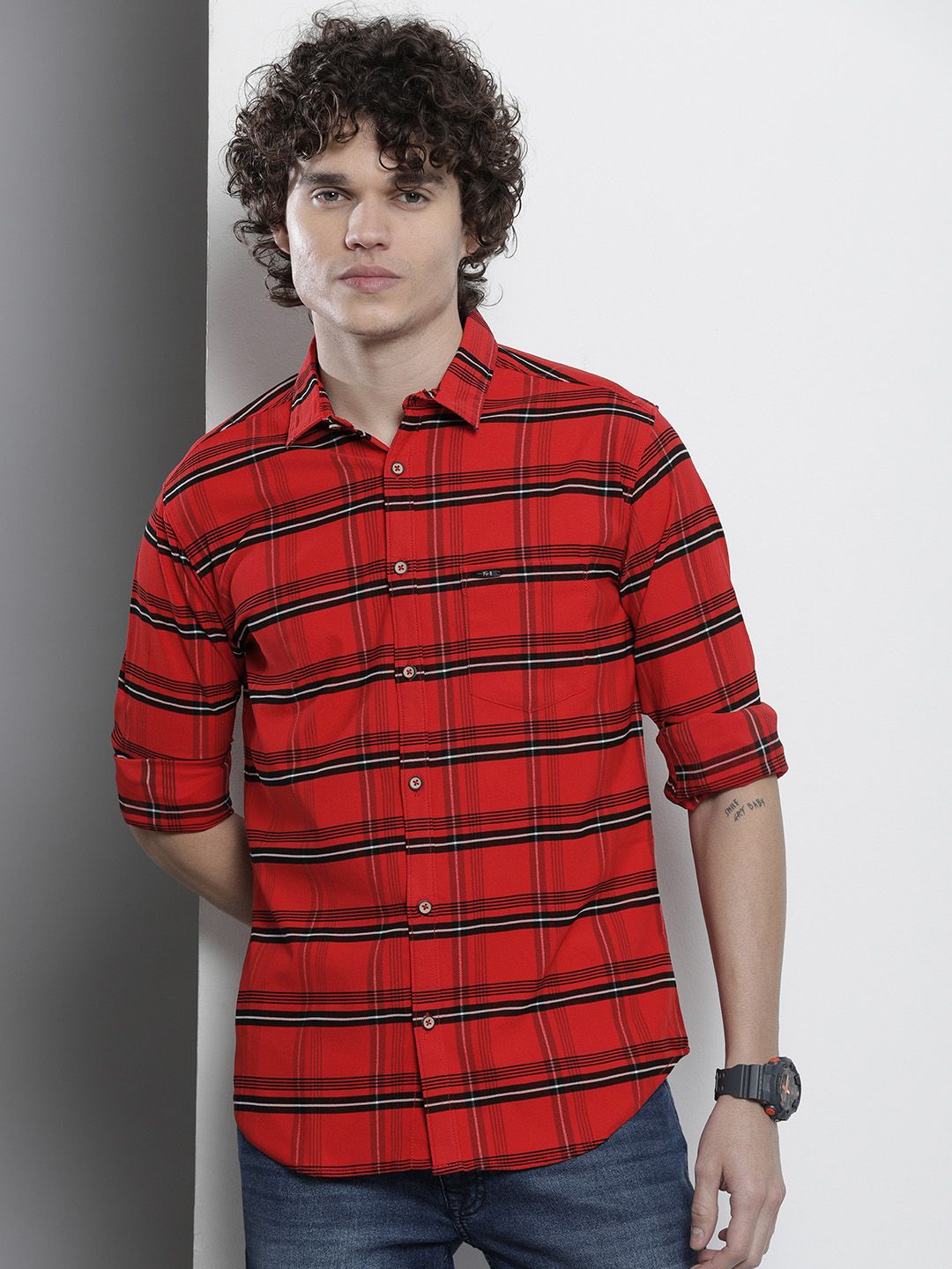The Indian Garage Co Men Checked Casual Shirt