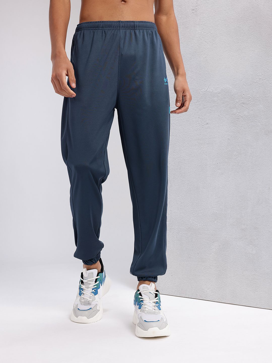 HRX by Hrithik Roshan Men Mid-Rise Rapid-Dry Training Joggers