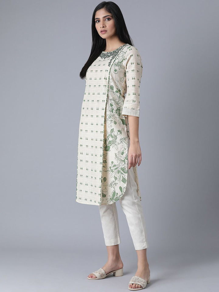 W Women Off White Floral Printed Kurta
