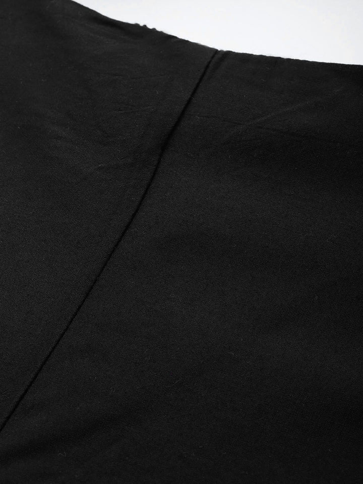 W Women Black Slim Fit Solid Regular Cropped Trousers