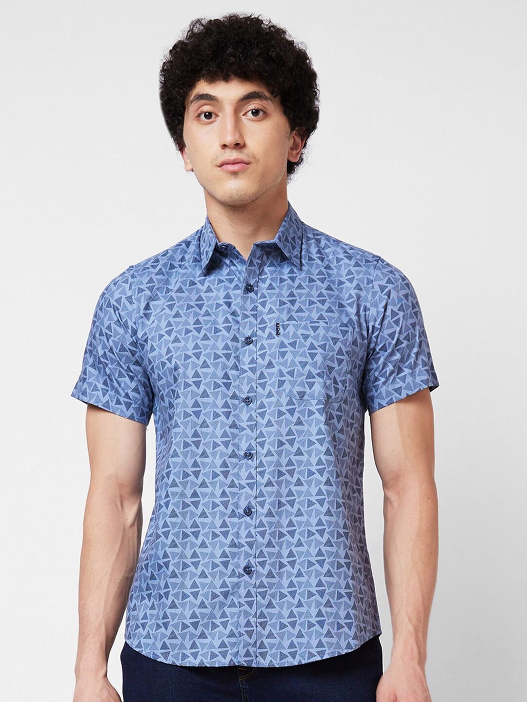 SPYKAR Spread Collar Short Sleeves Geometric Printed Cotton Casual Shirt