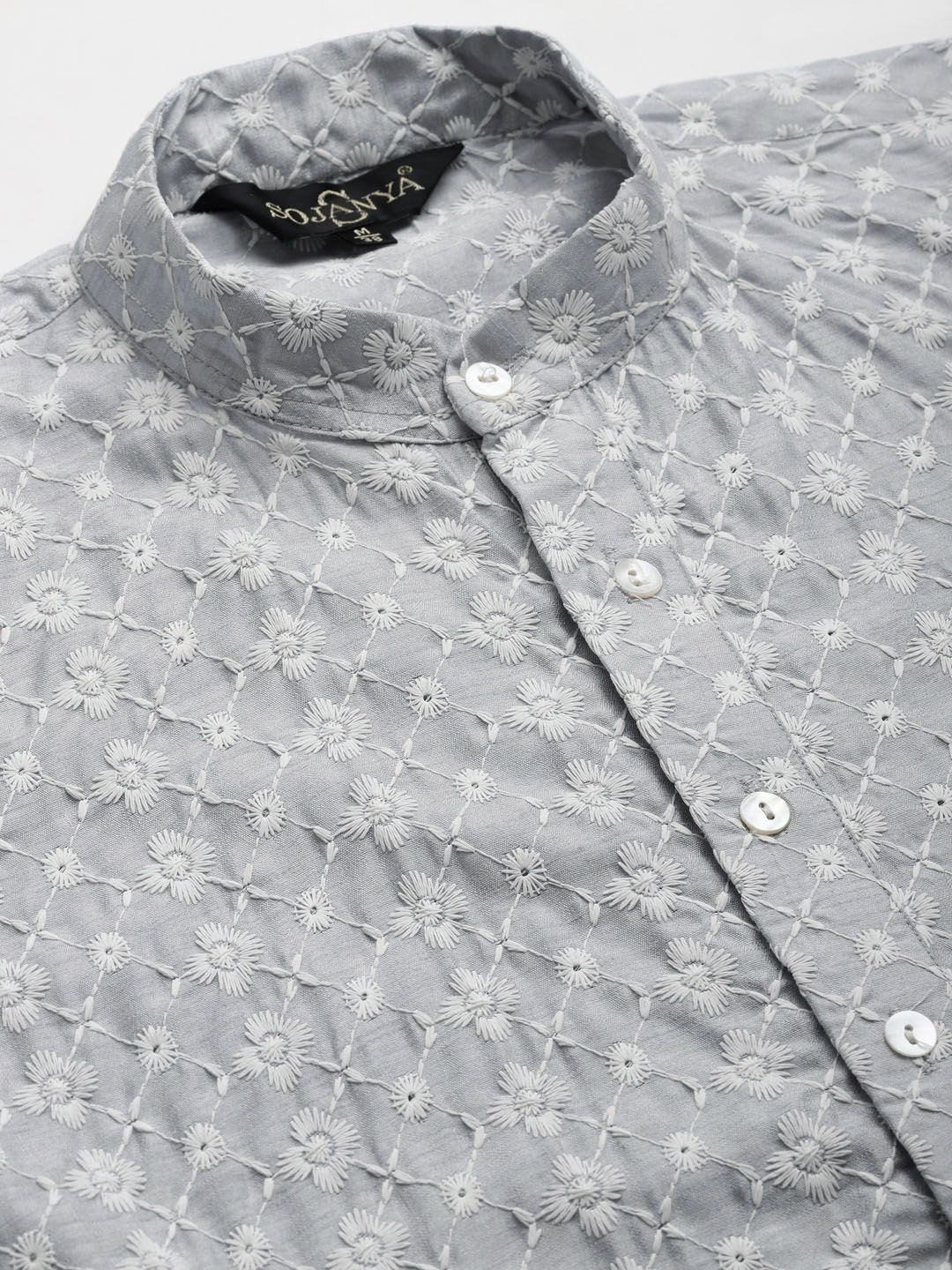 SOJANYA Kurta Bersulam Chikankari Kelabu Lelaki dengan Jaket Churidar & Nehru