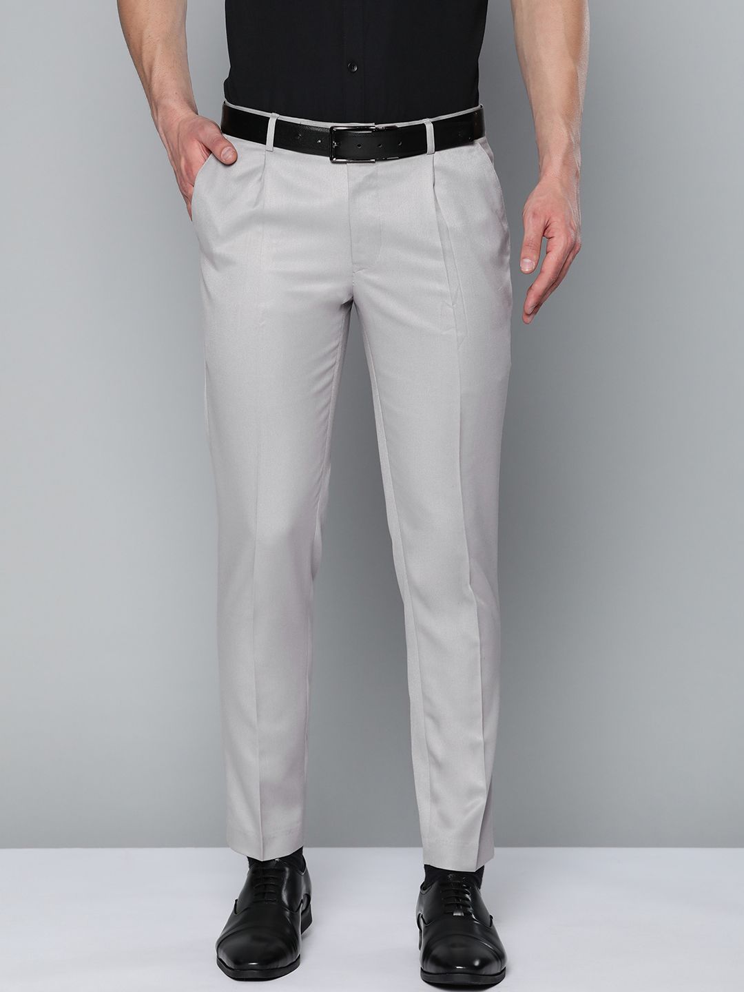 Dennison Men Grey Smart Tapered Fit Easy mencuci seluar berlipat