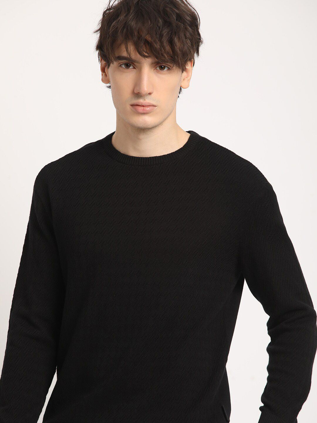 THE BEAR HOUSE Men Self Design Relaxed Fit cotton Crew Neck Solid T-shirt