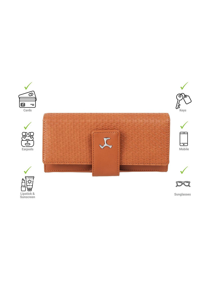 Mochi Women Textured Envelope